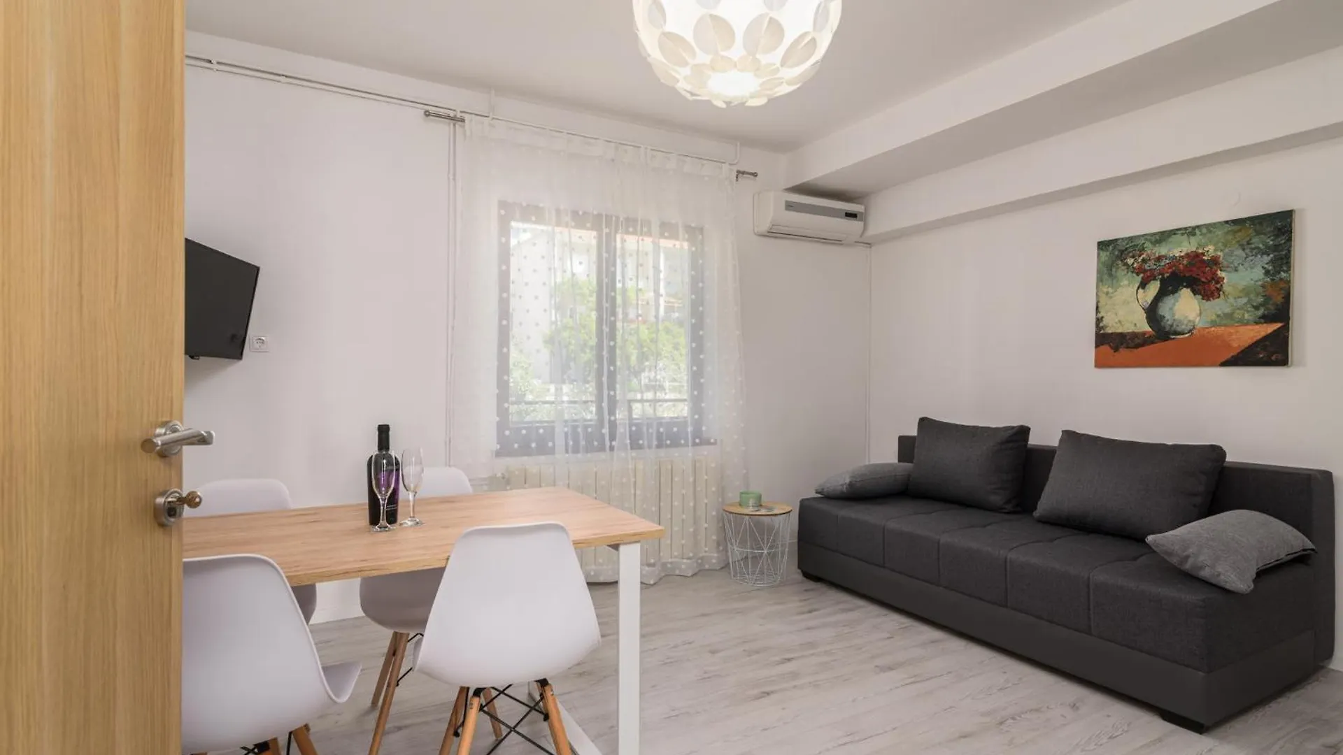 Apartments Villa Ivanka Trogir 0*,